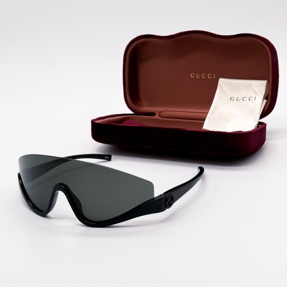 NEW GUCCI GG1650S 001 SHIELD BLACK WOMEN SUNGLASSES GUCCI - Picture 3 of 12